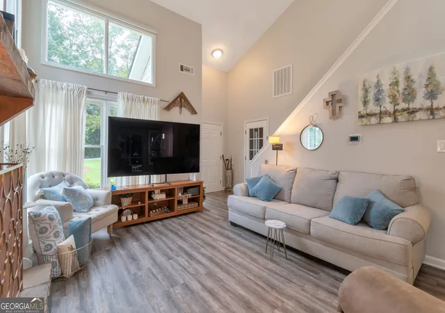 Photo 3 of Sale Pending at 146 Johns Blfs, Auburn, GA 30011 | MLS# 10835773 | Listing updated on 2026-09-03