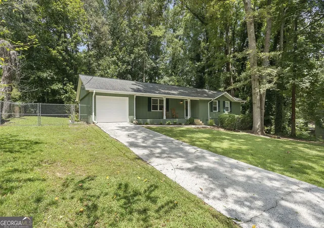 Photo 2 of Single family home for sale at 2064 Leatherleaf Ct Sw, Marietta, GA 30008 | MLS# 10830248 | Listing updated on 2026-09-19