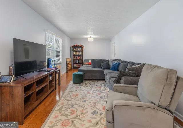Photo 3 of Single family home for sale at 2064 Leatherleaf Ct Sw, Marietta, GA 30008 | MLS# 10830248 | Listing updated on 2026-09-19