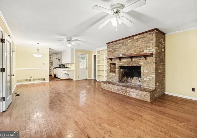 Photo 3 of Sale Pending at 981 Cameron Mill Rd, Lagrange, GA 30240 | MLS# 10835505 | Listing updated on 2026-09-10