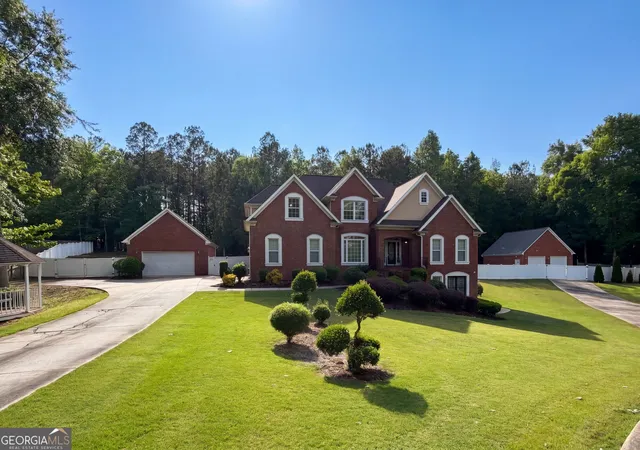 Photo 1 of Single family home for sale at 207 Cagle Ct, Mcdonough, GA 30252 | MLS# 10761187 | Listing updated on 2026-09-19