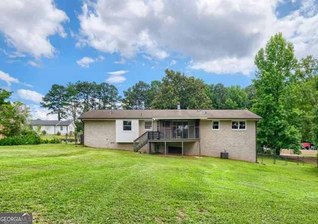 Homes for sale in Lithia Springs, GA | 2376 Falls River Dr, Lithia Springs, GA 30122 | MLS# 10792607