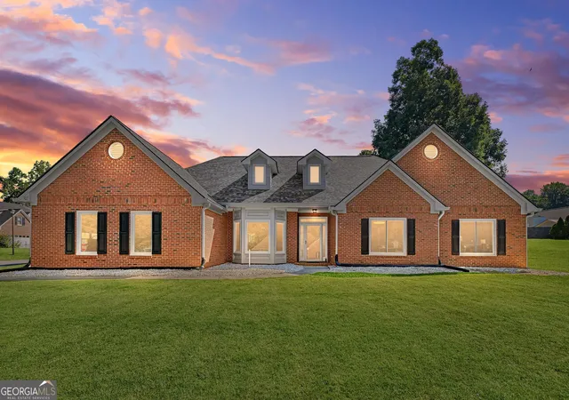 Photo 2 of Single family home for sale at 2145 Wynfield Point Dr, Buford, GA 30519 | MLS# 10823699 | Listing updated on 2026-09-12