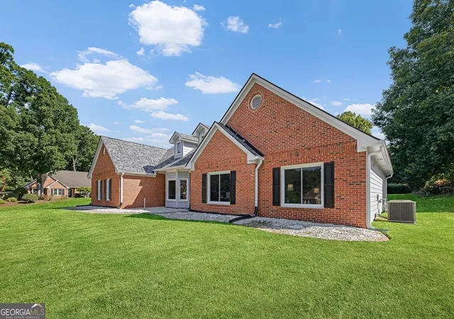 Photo 3 of Single family home for sale at 2145 Wynfield Point Dr, Buford, GA 30519 | MLS# 10823699 | Listing updated on 2026-09-12