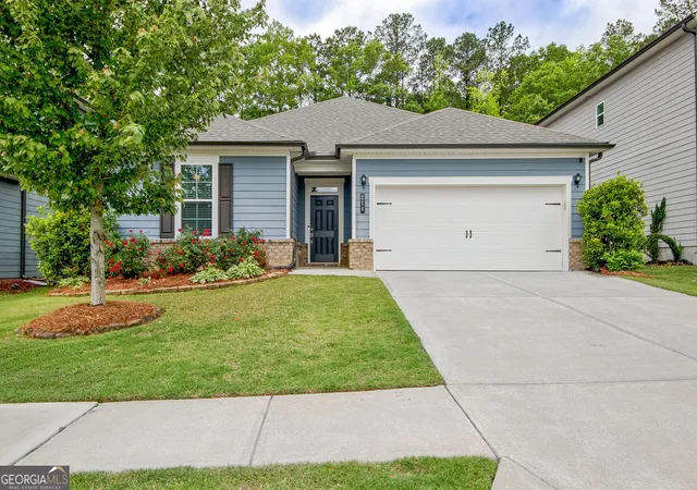 Photo 1 of Single family home for sale at 114 Vivian Ln, Peachtree City, GA 30269 | MLS# 10836717 | Listing updated on 2026-09-14