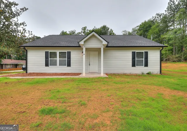 1st image of 301 Carwood Dr, Monroe, GA 30655 | MLS# 10789323