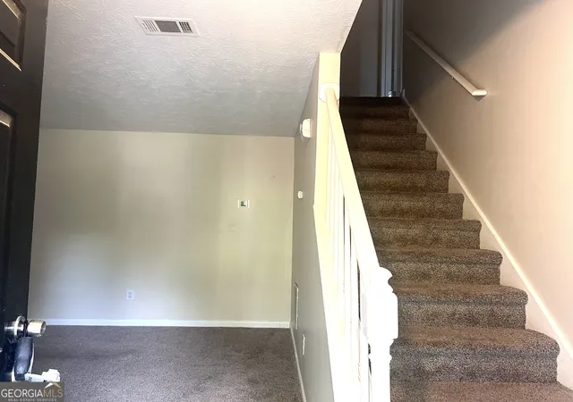 3rd image of 5032 N Woodbridge Trl, Stone Mountain, GA 30088 | MLS# 10569860