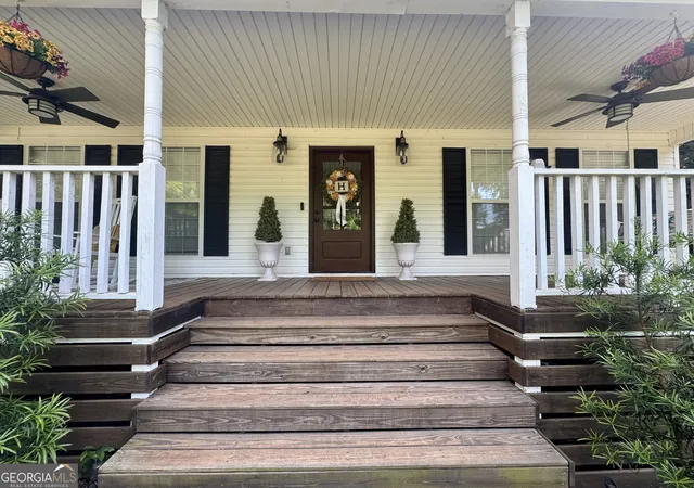 Photo 2 of Single family home for sale at 202 Commodore Dr, Milledgeville, GA 31061 | MLS# 10769640 | Listing updated on 2026-08-24