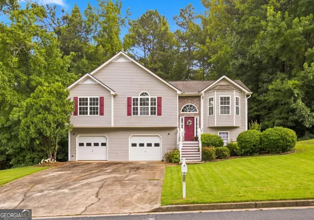 Photo 1 of Single family home for sale at 1685 Cedar Hl, Douglasville, GA 30134 | MLS# 10818316 | Listing updated on 2026-09-11