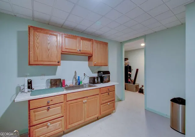 2nd image of 129 Holiday Rd, Buford, GA 30518