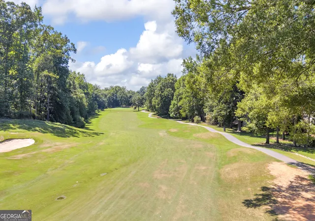 Photo 2 of Single family home for sale at 165 Cambridge Dr, Athens, GA 30606 | MLS# 10832736 | Listing updated on 2026-09-11