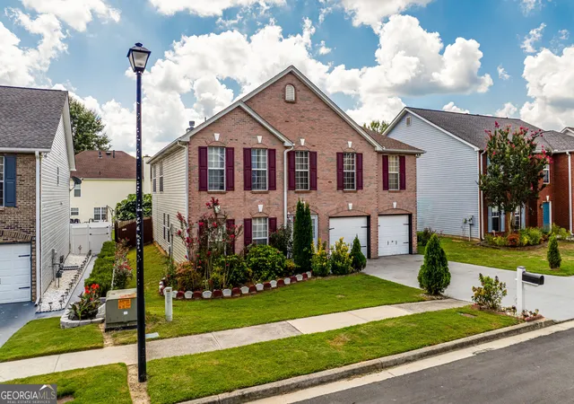 Homes for sale in Snellville, GA | 2760 Rusticwood Dr, Snellville, GA 30078 | MLS# 10753623