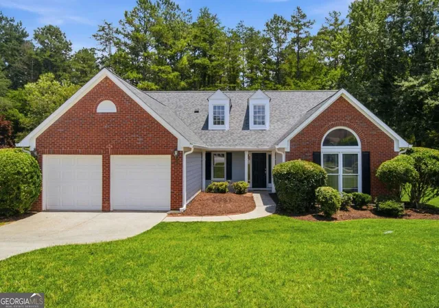 Homes for sale in Johns Creek, GA | 260 Treadstone Overlook, Johns Creek, GA 30024 | MLS# 10796081