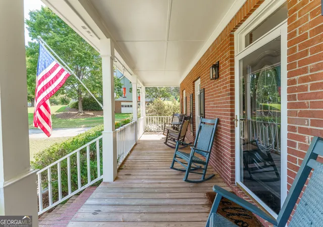 Photo 4 of Single family home for sale at 5454 Mccullers Ln, Loganville, GA 30052 | MLS# 10831073 | Listing updated on 2026-09-11