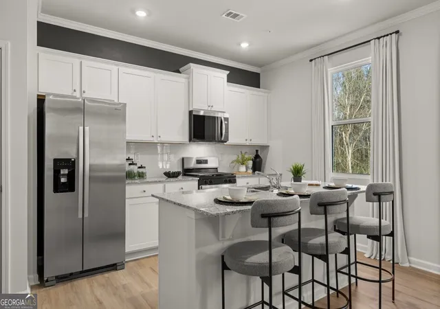 4th image of 3893 Donetta Dr, Atlanta, GA 30349 | MLS# 10791510