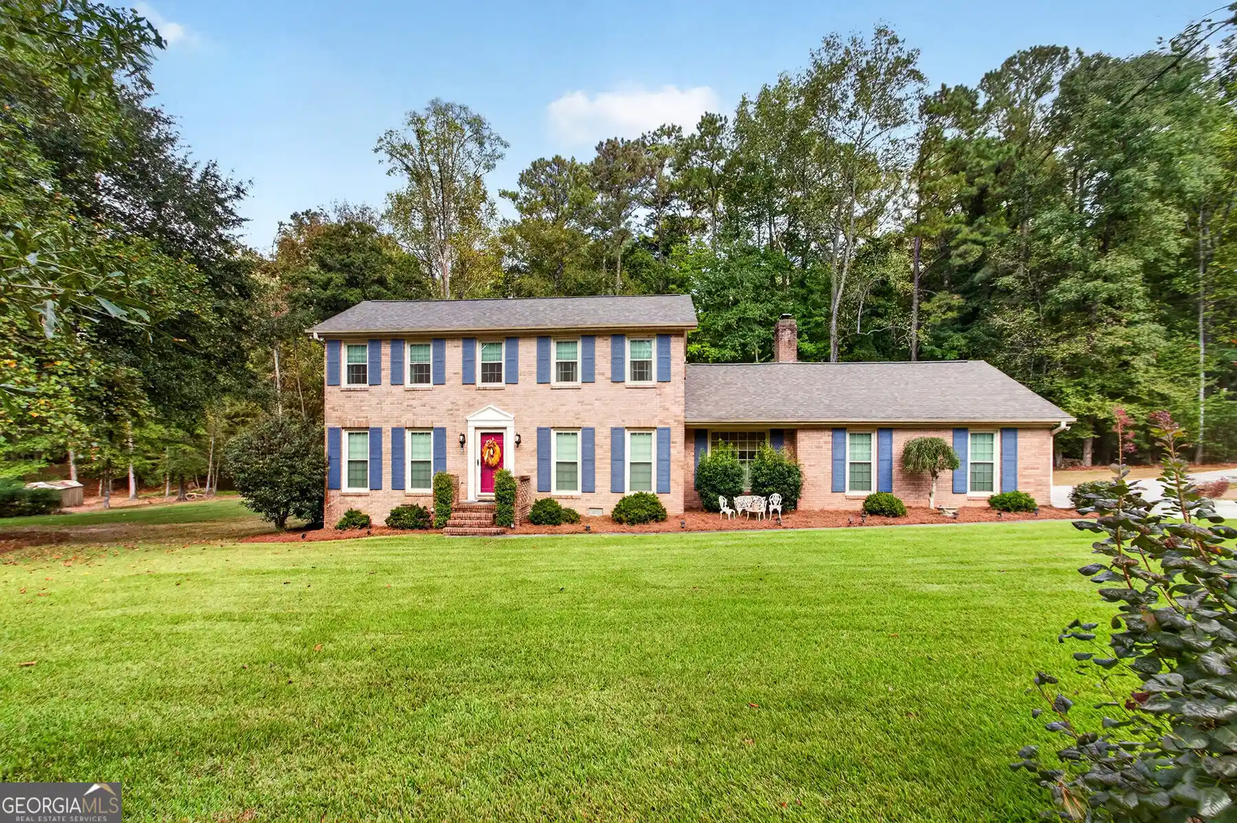Photo 1 of Sale Pending at 947 Wimbledon Rd, Macon, GA 31210 | MLS# 10857431 | Listing updated on 2026-10-03