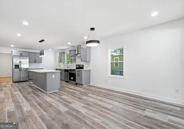 Photo 3 of Single family home for sale at 2624 Peyton Rd Nw, Atlanta, GA 30318 | MLS# 10759920 | Listing updated on 2026-08-08