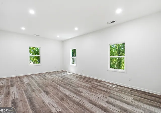 Photo 3 of Single family home for sale at 2624 Peyton Rd NW, Atlanta, GA 30318 | MLS# 10759920 | Listing updated on 2026-08-08