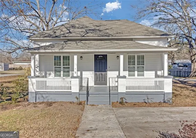 Photo 2 of Sale Pending at 1794 Spring St, Conyers, GA 30012 | MLS# 10434723 | Listing updated on 2026-06-23
