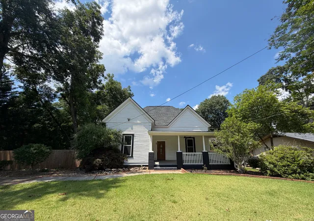 2nd image of 27 Carmichael St, Mcdonough, GA 30253 | MLS# 10819320