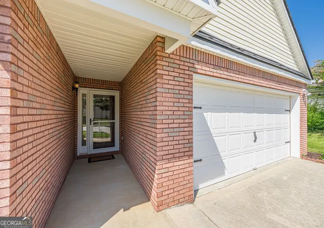 4th image of 912 Village View Cir, Loganville, GA 30052 | MLS# 10828129