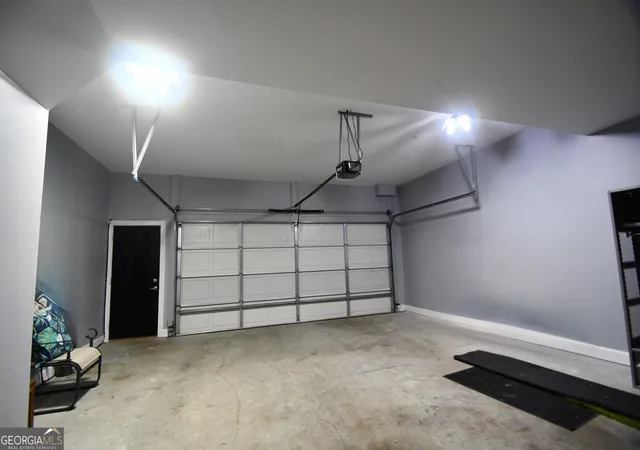 2nd image of 2305 S Lumpkin St, Athens, GA 30606