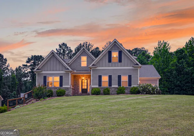 Homes for sale in Jefferson, GA | 1171 Sterling Lake Dr, Jefferson, GA 30549 | MLS# 10768967