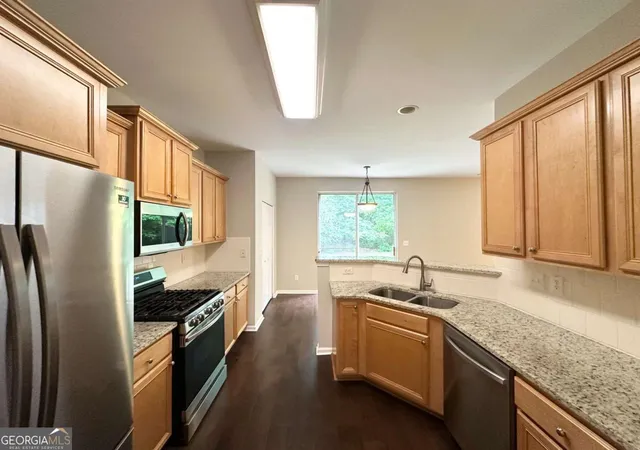 Photo 4 of Single family home for sale at 3814 Clear Lake Way Nw, Acworth, GA 30101 | MLS# 10525306 | Listing updated on 2026-10-23