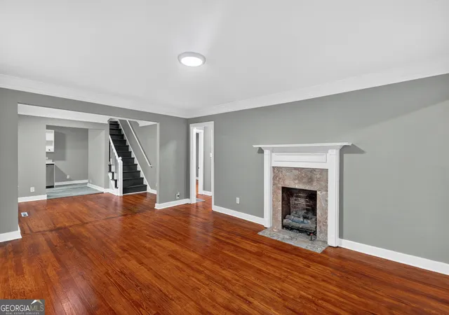 3rd image of 1093 Enota Ave Ne, Gainesville, GA 30501 | MLS# 10803284