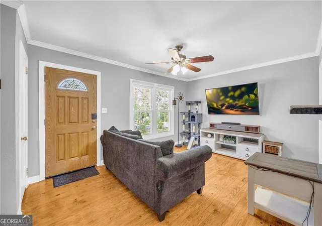Photo 4 of Single family home for sale at 3351 Phillips Cir, Decatur, GA 30032 | MLS# 10792664 | Listing updated on 2026-08-19