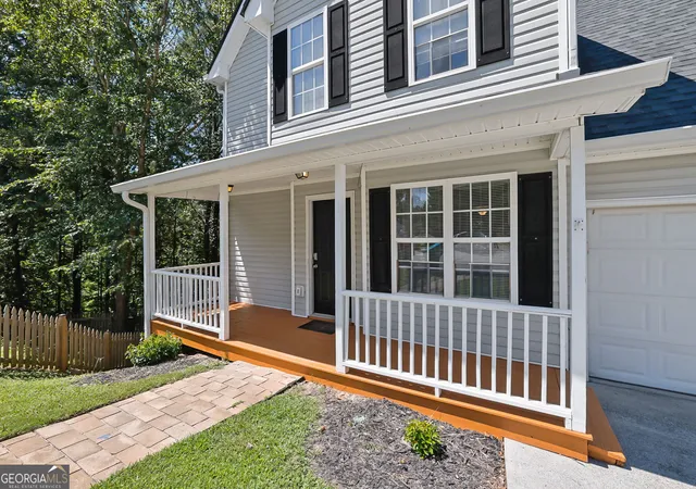 Photo 3 of Single family home for sale at 1081 Whispering Woods Dr, Canton, GA 30114 | MLS# 10834276 | Listing updated on 2026-09-24