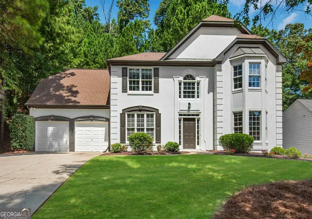 Photo 1 of Sale Pending at 2015 Aldbury Ln, Woodstock, GA 30189 | MLS# 10831948 | Listing updated on 2026-09-16