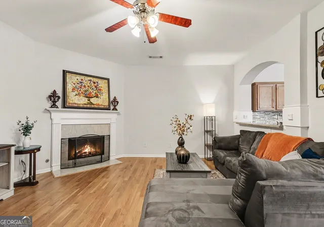 2nd image of 136 Meeting Pl, Lawrenceville, GA 30044 | MLS# 10825430