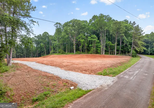 2nd image of 135 Jarrett Ln, Gillsville, GA 30543 | MLS# 10817447