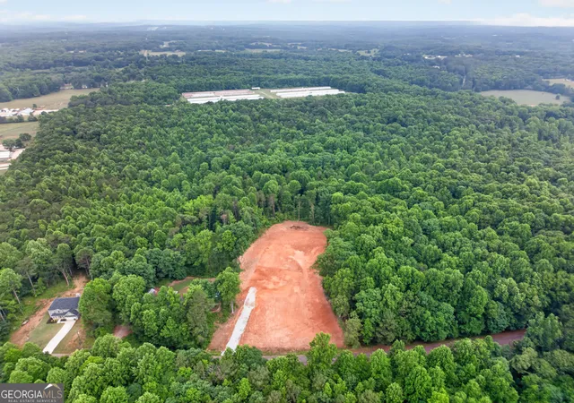 5th image of 135 Jarrett Ln, Gillsville, GA 30543 | MLS# 10817447