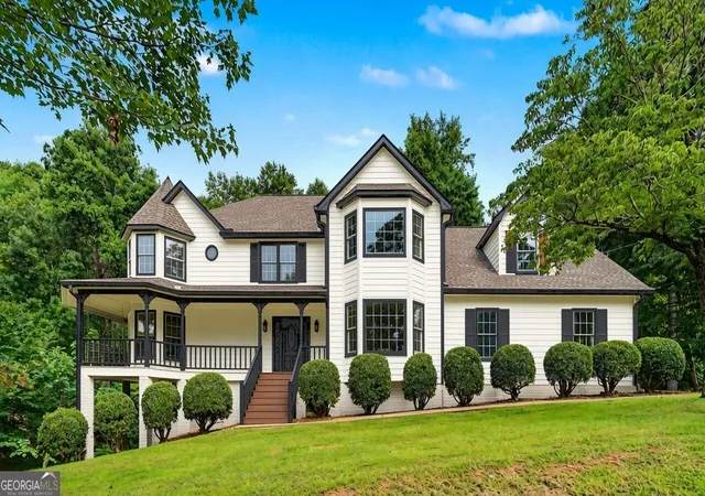 Single family home for sale at 228 Nacoochee Dr, Woodstock, GA 30188 | MLS# 10873310