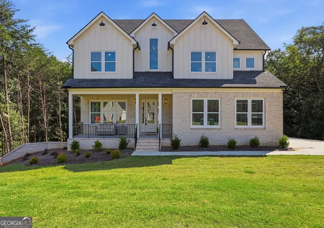 1st image of 418 Beachwood Dr, Cornelia, GA 30531 | MLS# 10831458