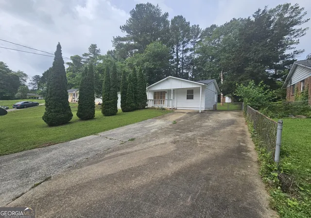 4th image of 349 Roxbury Dr, Riverdale, GA 30274 | MLS# 10818698