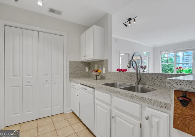 Photo 2 of Condo for sale at 1101 Juniper St Ne #APT 413, Atlanta, GA 30309 | MLS# 10835738 | Listing updated on 2026-09-12