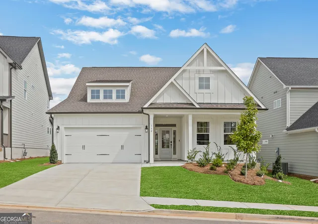 Photo 3 of Single family home for sale at 160 Coffee Ln, Hoschton, GA 30548 | MLS# 10725294 | Listing updated on 2026-10-05