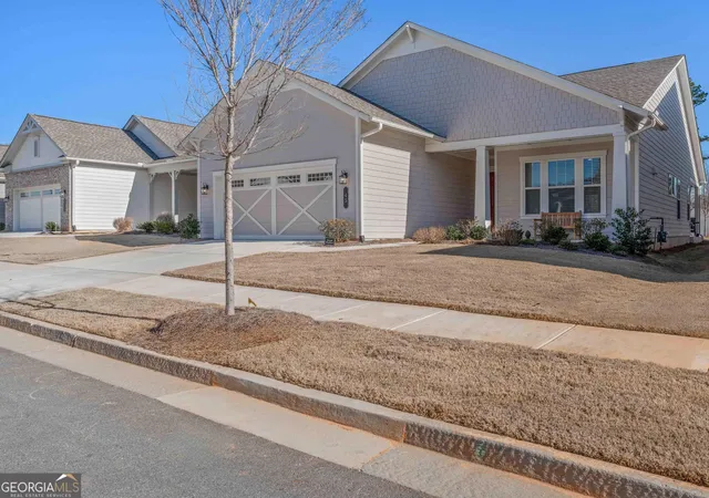 Photo 3 of Single family home for sale at 45 Birchfield Ct, Newnan, GA 30265 | MLS# 10801974 | Listing updated on 2026-08-28