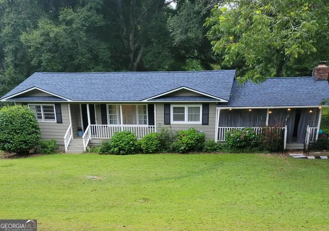 Homes for sale in Lagrange, GA | 5043 Old West Point Rd, Lagrange, GA 30240 | MLS# 10801614