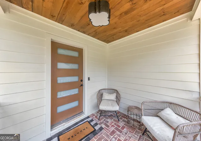 Photo 2 of Single family home for sale at 235 Mathews Cir Se, Marietta, GA 30067 | MLS# 10796576 | Listing updated on 2026-08-31
