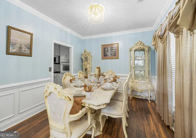 5th image of 2104 Crest Wood Dr, Conyers, GA 30094 | MLS# 10703353