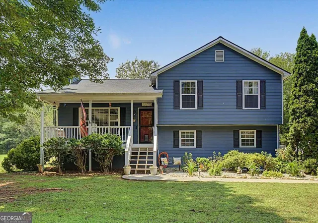 Photo 2 of Sale Pending at 1216 Hardin Bridge Rd, Euharlee, GA 30145 | MLS# 10827025 | Listing updated on 2026-08-21
