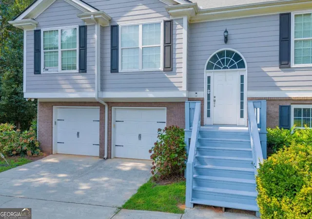 Photo 2 of Single family home for sale at 1176 Kimberly Cir, Hull, GA 30646 | MLS# 10760737 | Listing updated on 2026-09-03