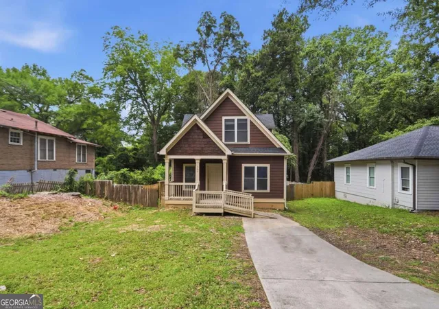 Photo 1 of Single family home for sale at 562 Woodlawn Ave Nw, Atlanta, GA 30318 | MLS# 10795548 | Listing updated on 2026-09-03