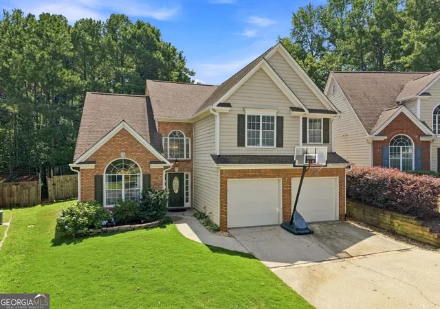 Photo 2 of Sale Pending at 3210 Dundee Ridge Wy, Duluth, GA 30096 | MLS# 10825447 | Listing updated on 2026-08-29