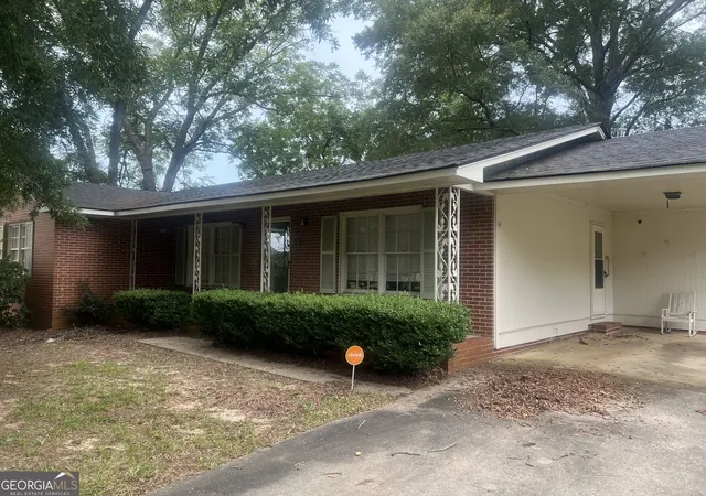 Photo 2 of Single family home for sale at 19 Harris Dr, Fort Valley, GA 31030 | MLS# 10833816 | Listing updated on 2026-09-10