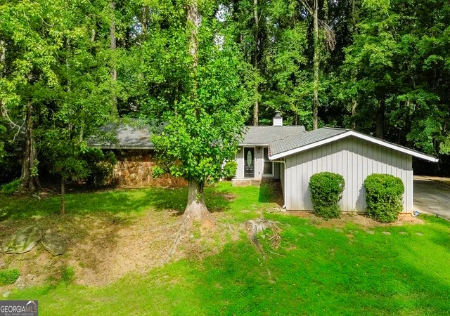 2nd image of 1328 Hidden Hills Pkwy, Stone Mountain, GA 30088 | MLS# 10813825